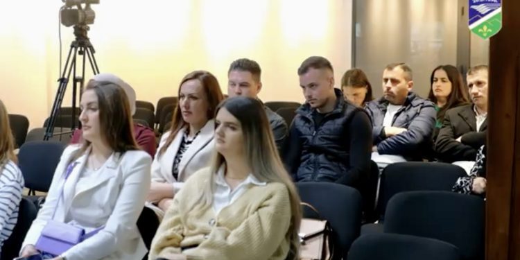 /VIDEO/ Tutin: Promocija romana “Deseta vrata pakla” i ispovest Rezaka Hukanovića
