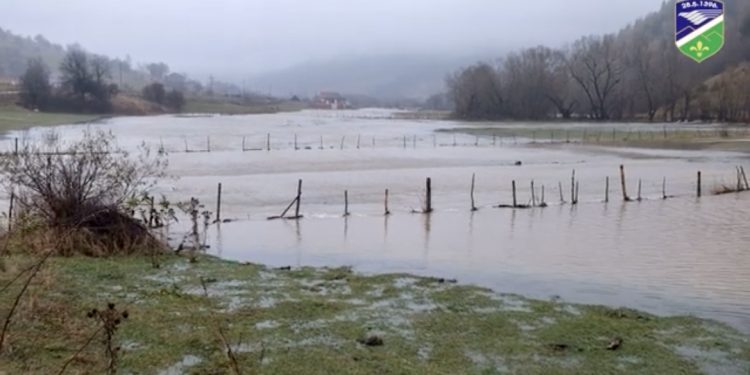 /VIDEO/ Tutin: Poplave na Gornjoj Pešteri 22.11.2023.
