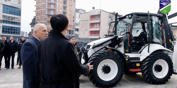 /VIDEO/ Od Japana za Tutin nova kombinovana mašina