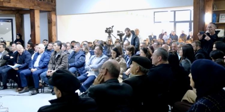 /VIDEO/ Monografija: Sto godina O.Š.”RIFAT BURDŽOVIĆ TRŠO”- TUTIN