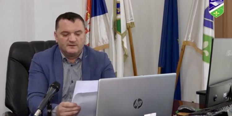 /VIDEO/ Izbori u Tutinu protekli bez problema, najviše glasova osvojila SDA Sandžaka dr. Sulejman Ugljanin