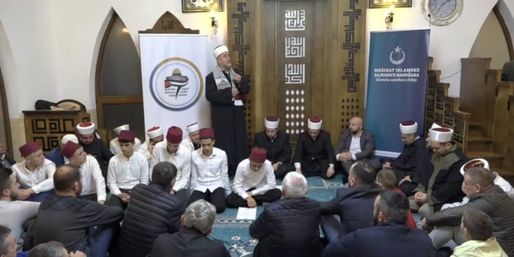 /VIDEO/ Tutin: Blagoslovljena noć Lejletul-miradž obilježena uz učenje Kur’ana časnog