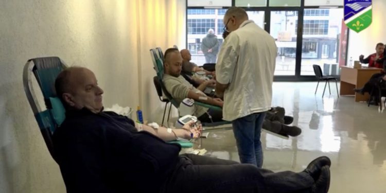 /VIDEO/ Tutinci se odazvali akciji dobrovoljnog davanja krvi, prikupljeno 80 jedinica