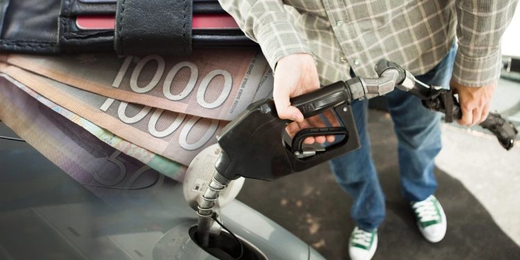 Dizel i benzin poskupljuju za po tri dinara po litru