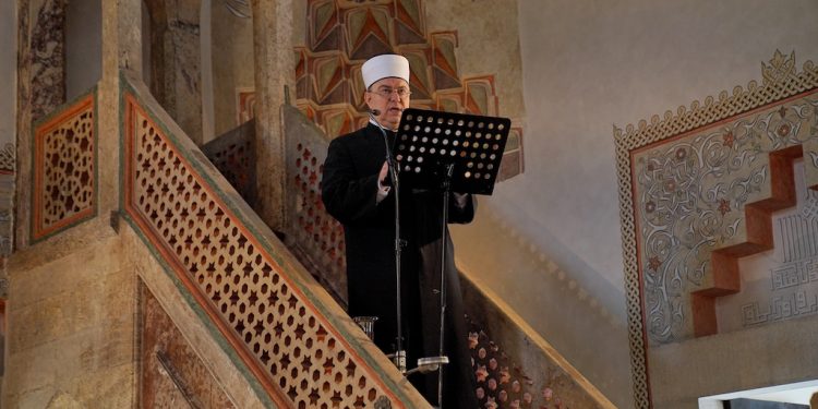 HUTBA POVODOM DANA ARMIJE RBIH: IMATI SVOJU DRŽAVU I SLOBODU NEPROCJENJIVO BLAGO