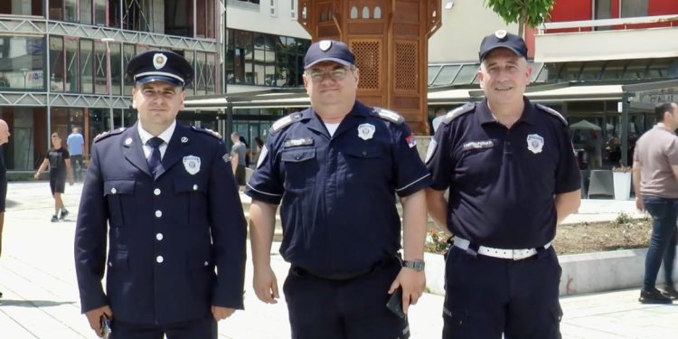 /VIDEO/ U Tutinu obilježen Dan policije
