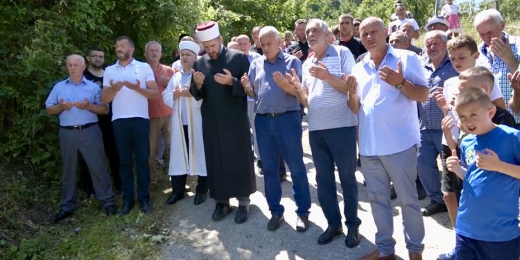 /VIDEO/ Tutin: Obilježena 102. godina od pokolja u selu Starčeviće