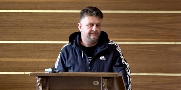 /VIDEO/ Istina o dugovima u Sjenici: Admir Elezović razotkriva skrivene troškove i asfaltirane iluzije!