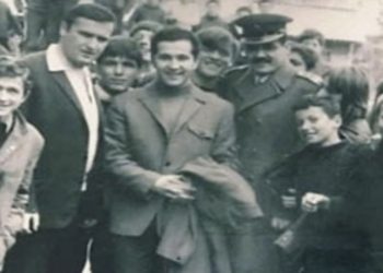 Safet Isović u Tutinu: Muzička Legenda 60-ih