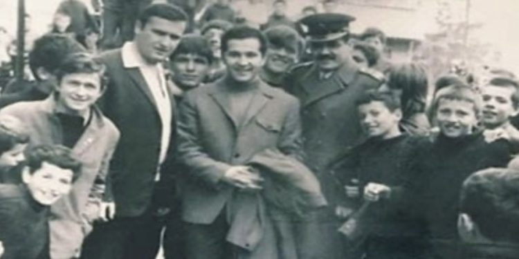 Safet Isović u Tutinu: Muzička Legenda 60-ih
