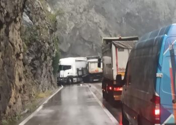 Sudar dva šlepera u kanjonu Morače