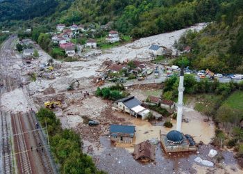 Imam Jahić apelovao na pomoć u pripremi mezara za žrtve poplava u Jablanici