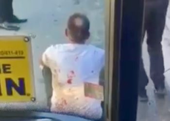 /VIDEO-TUČA/ Novi Pazar: Tutinac povrijeđen u masovnoj tuči nakon incidenta u centru grada