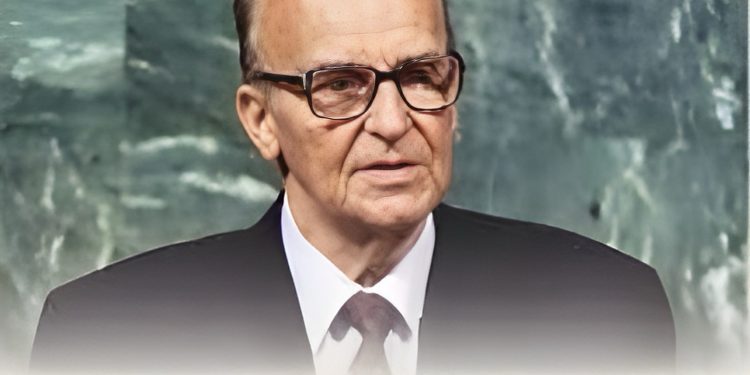SDA osuđuje izjavu Christiana Schmidta: Nedopustivo izjednačavanje Mladića i Izetbegovića