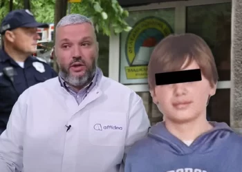 Mračna istina o odnosu Koste Kecmanovića s roditeljima: Okrivljuje ih za stravičan zločin!