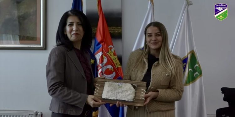 /VIDEO/ Nova koordinatorka TIKE u Srbiji Hülya Kirmizigul, posjetila Tutin, razgovori o razvoju i očuvanju tradicije