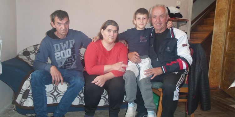 /VIDEO/ Sjenica: Radan i njegova supruga u borbi za bolji život