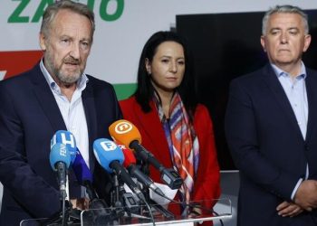 SDA: Trojka ne smije Dodiku prepustiti poziciju glavnog pregovarača sa EU