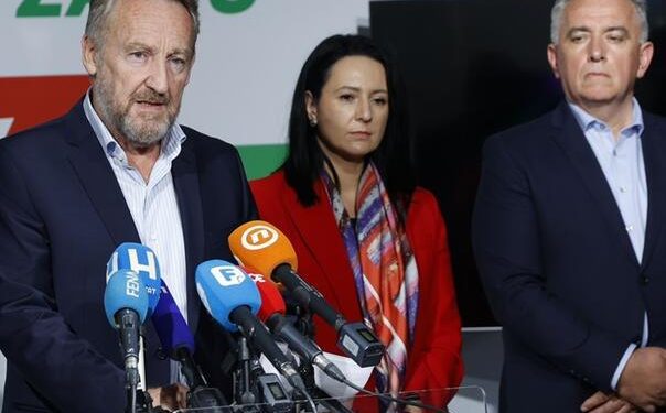 SDA: Trojka ne smije Dodiku prepustiti poziciju glavnog pregovarača sa EU