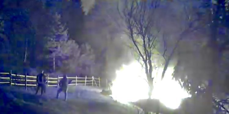 /VIDEO/ Migranti zapalili štalu u Sandžaku: Mještani u strahu i nemoći