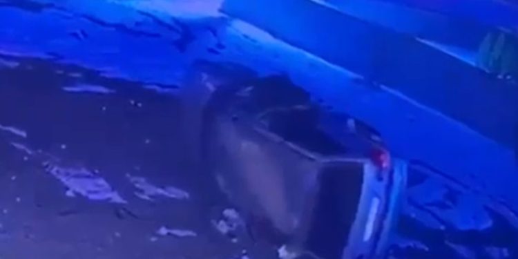 /VIDEO/ Teška saobraćajna nesreća u Tutinu: Žena i dvoje djece povrijeđeni