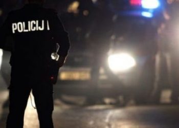Muškarac koji je ranio oca u Tuzli teško naoružan, policiji poručio: Živ se neću predati
