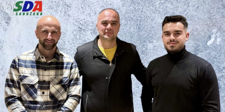 /VIDEO/ SDA UČVRŠĆUJE SVOJE REDOVE: MLADI PEŠTERI UJEDINJENI ZA BUDUĆNOST