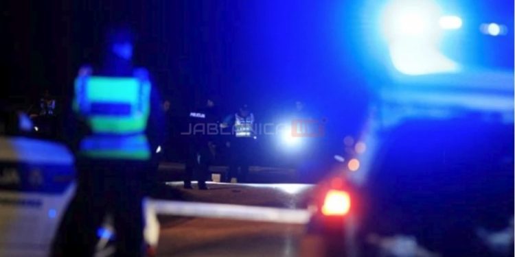 UŽAS U KOMŠILUKU:Cijela porodica sletjela u rijeku: Tri osobe poginule na mjestu, dijete (4) izvučeno iz nabujale rijeke!