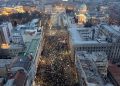/VIDEO/ Građani i studenti ispred Ustavnog suda u Beogradu: Pogledajte snimke iz drona