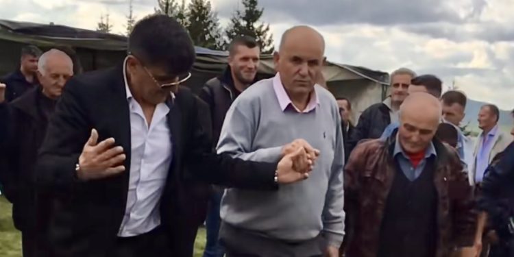 /VIDEO/ Kolo Meraklija: Esko Adilović oživljava sandžačku tradiciju