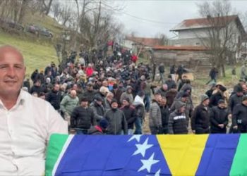 /VIDEO/ Klanjana dženaza Mensuru Selimoviću: Ispraćaj velikog patriote