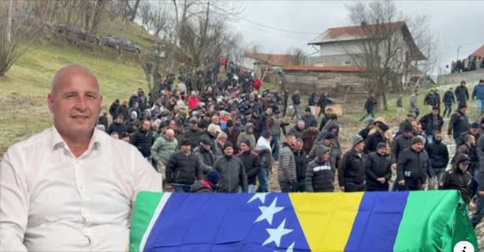 /VIDEO/ Klanjana dženaza Mensuru Selimoviću: Ispraćaj velikog patriote