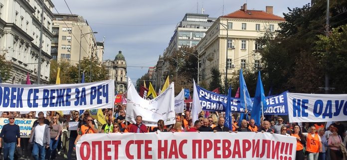 Protesti u prosvjeti: Više od trećine škola u Srbiji sutra bez nastave