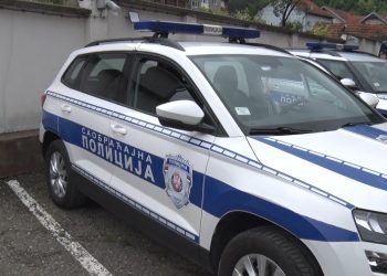 Teška saobraćajna nesreća u Sjenici: Maloljetnica upućena na liječenje u Beograd