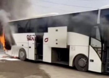 Zapalio se autobus Kolašin prevoza kod Kraljeva