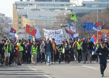 Studenti na korak od pravde: Pješački marš od Beograda do Novog Sada