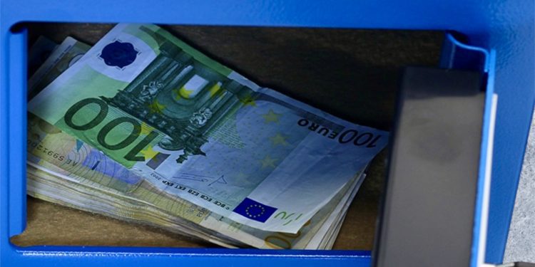 PLJAČKA U SANDŽAKU: OBIJEN SEF SA VIŠE OD 11 HILJADA EURA