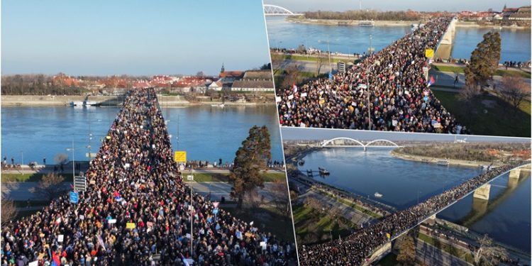 /VIDEO/ Srbija se budi sva, nije više pospana: Kolone studenata preplavile Novi Sad