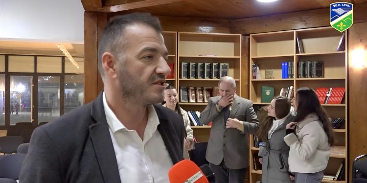 /VIDEO/ Povodom Dana maternjeg jezika, održana promocija knjige prof. dr. Kemala Džemića