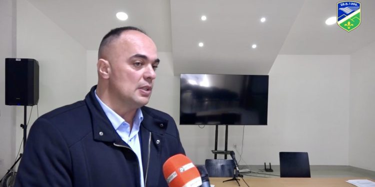 /VIDEO/ Tutin: Opozicija i vlast zajedno diskutovali o ključnim pitanjima