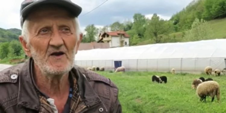 Imao sam 2 godine kada je majka nas troje bacila u snijeg, otišla je i više se nije vratila