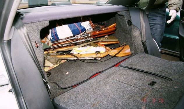 Naoružani bjegunac iz Prijepolja uhapšen kod Sarajeva – auto pun oružja i municije