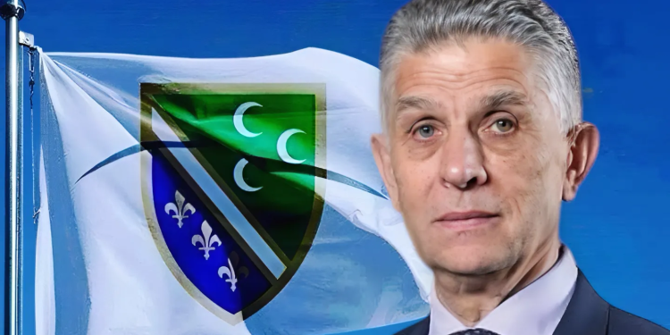 Čestitka dr. Sulejmana Ugljanina povodom Dana bošnjačke nacionalne zastave