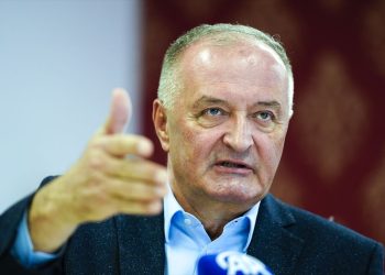 Ministar odbrane BiH obustavlja saradnju sa Srbijom zbog incidenta u Banjoj Luci