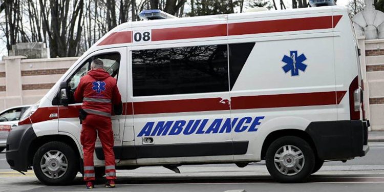 HOROR U ARILJU: Bivši muž gurnuo ženu s terase, sedmogodišnji sin sve gledao