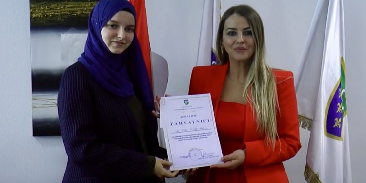 /VIDEO/ Predsjednica Tutina upriličila prijem za najbolje studente