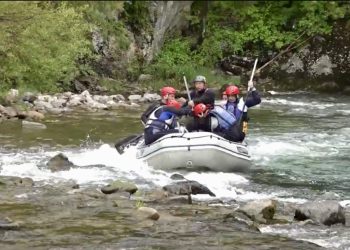 /VIDEO/ Povodom Dana opštine Tutin organiziran rafting na rijeci Ibar