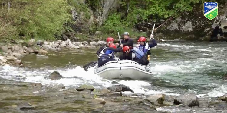 /VIDEO/ Povodom Dana opštine Tutin organiziran rafting na rijeci Ibar