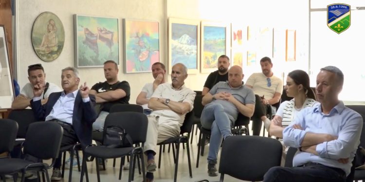 /VIDEO/ Tutin: Građani aktivno učestvovali u raspravi o saobraćaju