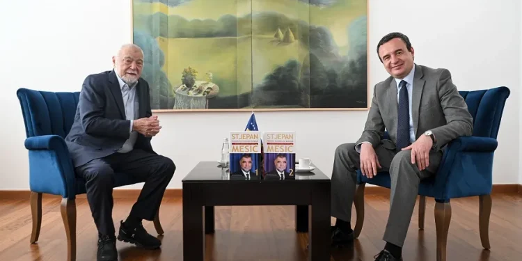 Kurti ugostio Stipu Mesića: Zahvala za dosljednu podršku Kosovu